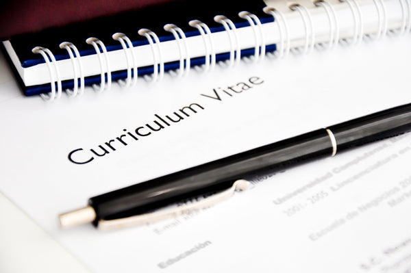 Why AI-Generated Resumes Are a Career Misstep: The Human Touch Advantage